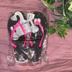 NWT Shower flip flops